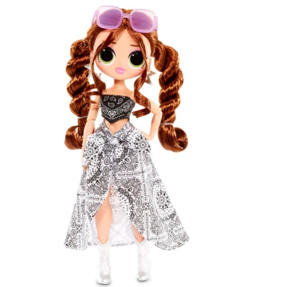 O.M.G. Remix Lonestar Fashion Doll 25 Surprises with Music LuL surprise NEW - Picture 9 of 16